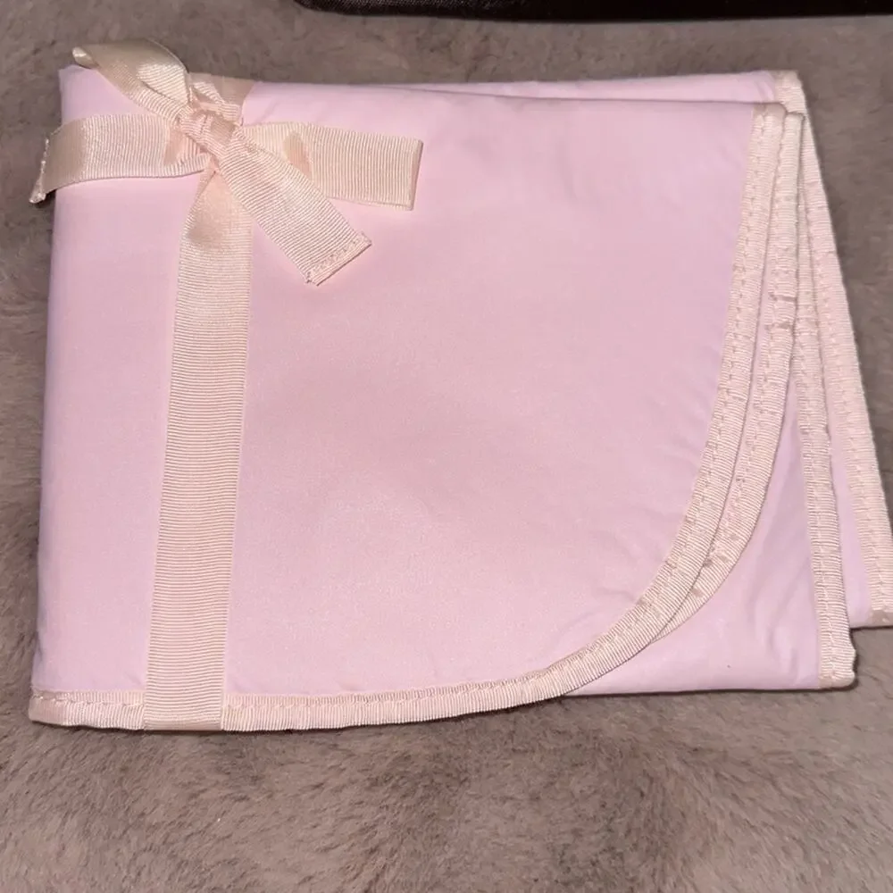 NWT Kalencom Silver Spoon Hannah's Messenger Diaper Bag Pink and Brown